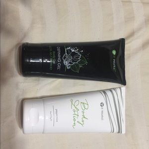It works lotion and defining gel